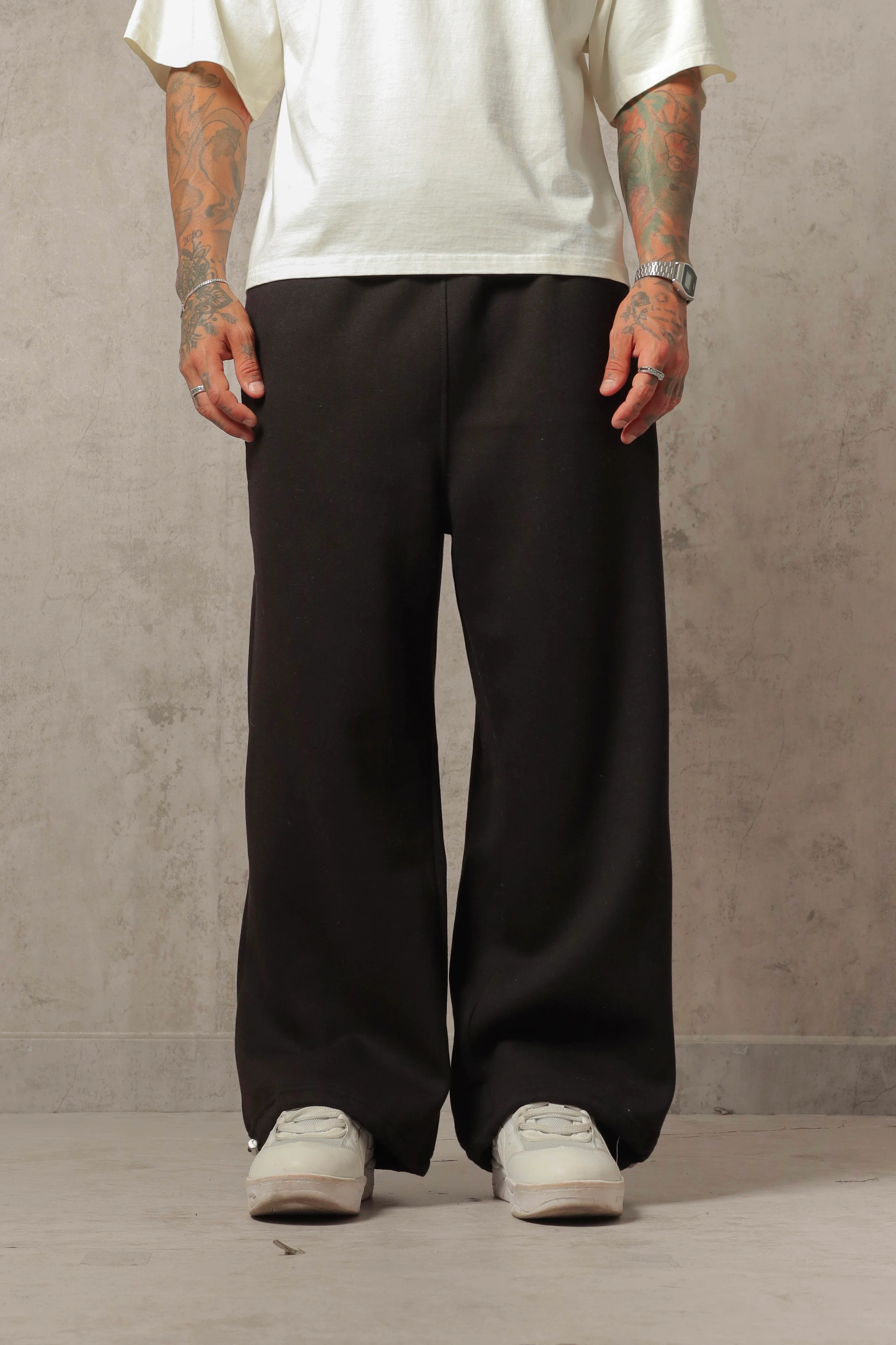 JOGGER OVERSIZE FREE NEGRO - Image 2